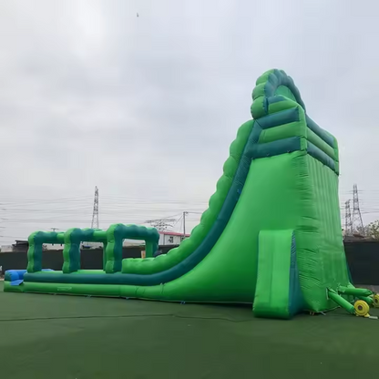 Aufblasbare Wasserrutsche Green Colossus