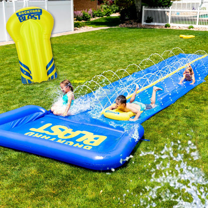 Ultimate Splash - Toboggan aquatique gonflable avec pare-chocs, pompe et cavaliers