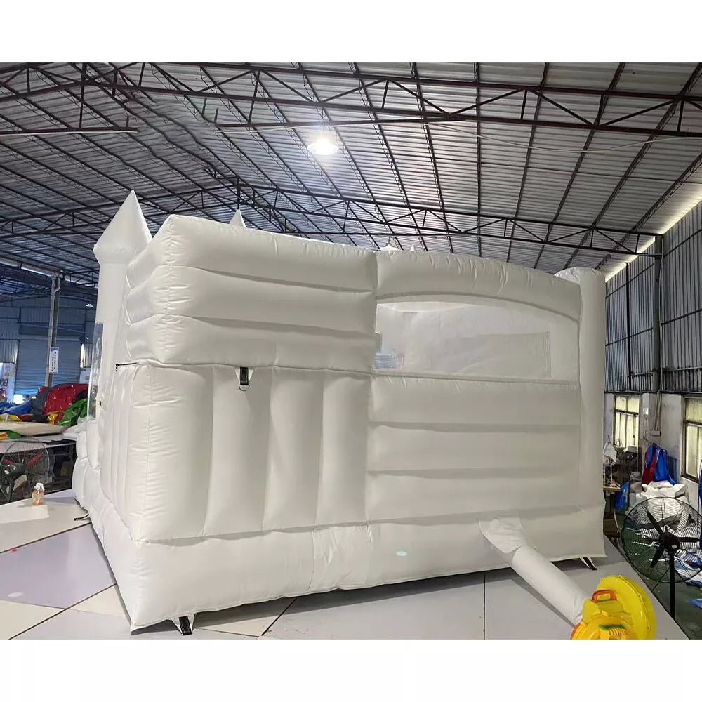 Nuevo estilo de castillo inflable de 15 pies con globos blancos para fiestas de adultos y niños
