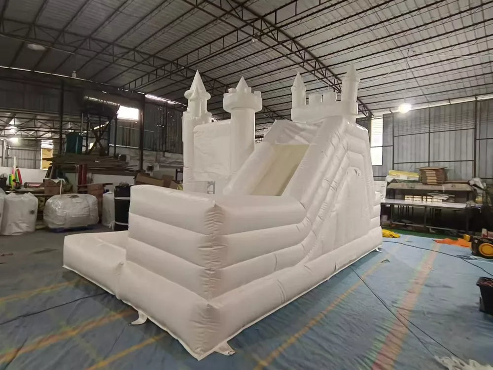 Castillo Inflable Blanco de 20FT con Resbaladilla y Piscina de Pelotas para Fiestas y Eventos